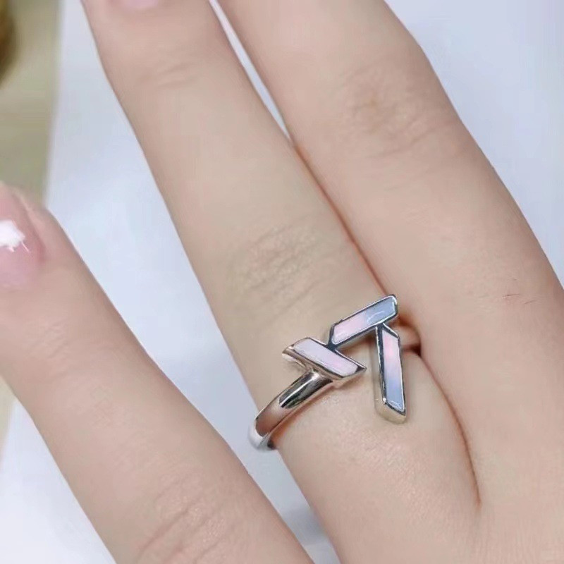 Seventeen SVT Logo Drip Oil Fashion Rings