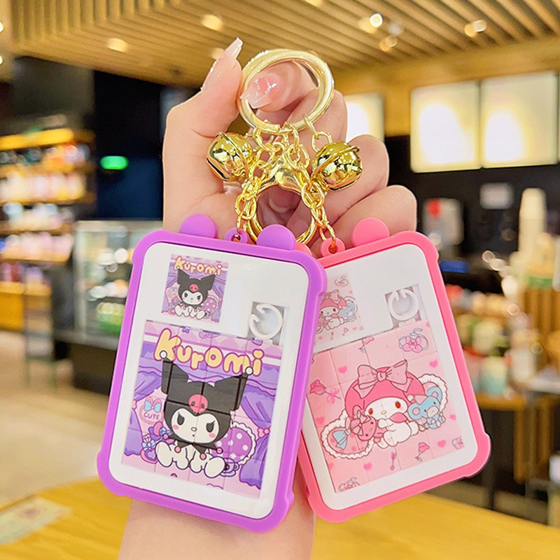 Kawaii Sanrio Magnetic Puzzle Palm Keychain