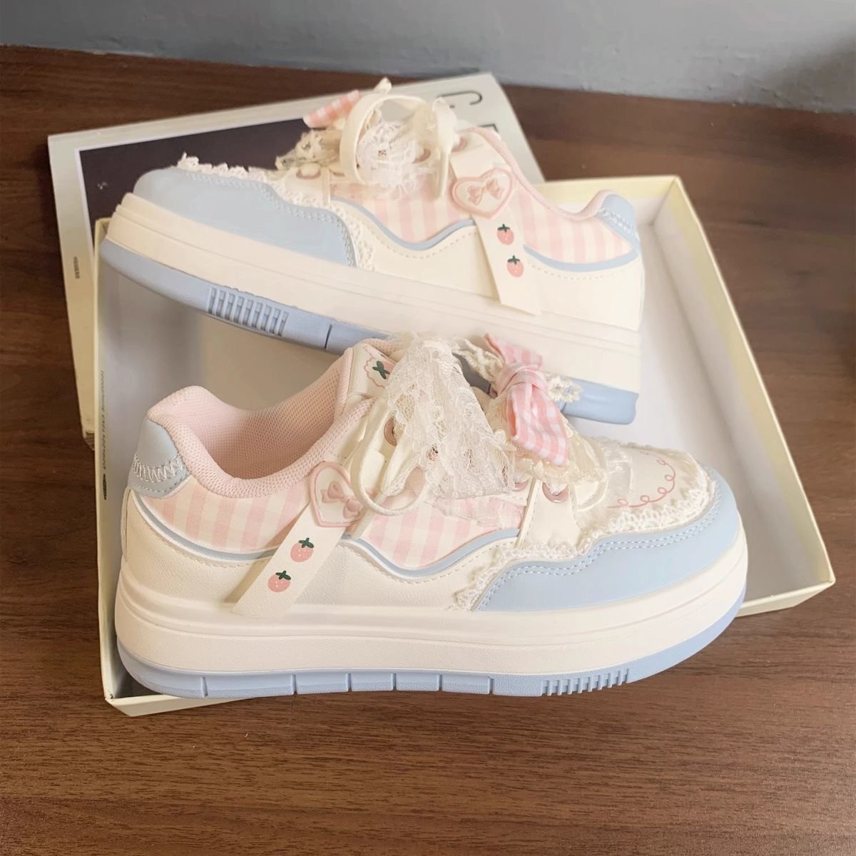 Fashionable Lightweight Bowknot Casual Shoes