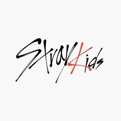 STRAYKIDS
