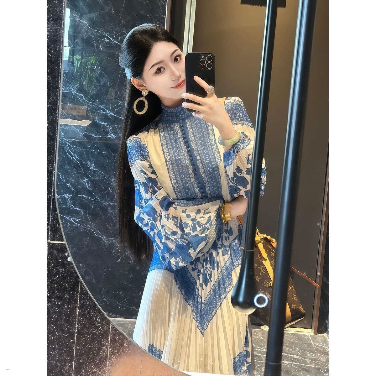 Miyake Pleated Printing Design Long Dress For Women Fashion Lantern Sleeve Contrast Color Elegant Dress