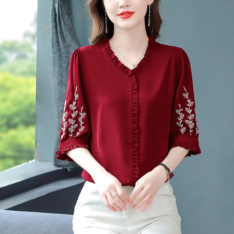 Elegant Embroidered Short Sleeve Casual Tops