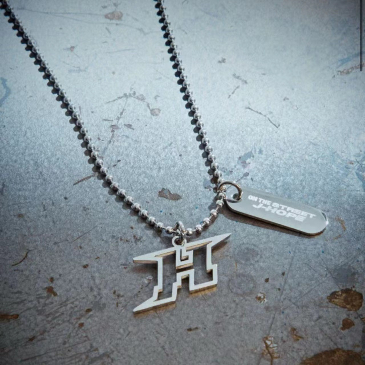 HOPE ON THE STREET J-HOPE HIP-HOP NECKLACE